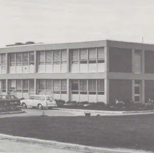 Κτίριο γραφείων διυλιστηρίων Esso Pappas